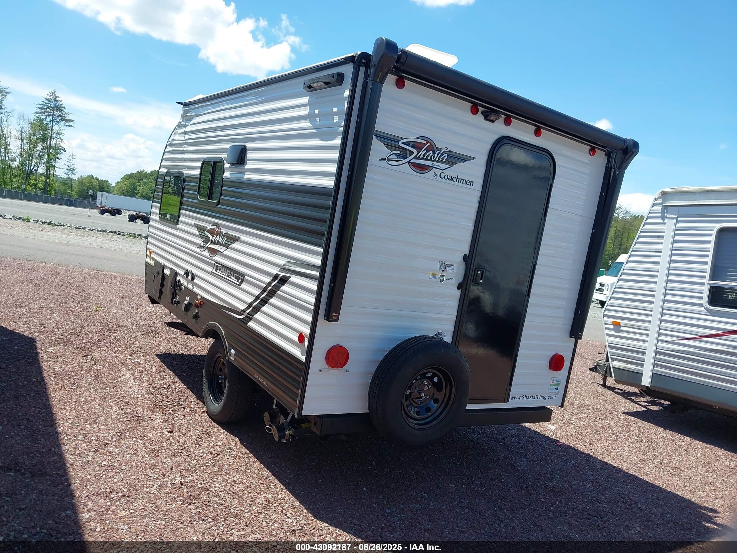 2024 FOREST RIVER Shasta Oasis — VIN 5ZT2SSEB3RE022243 — photo 3